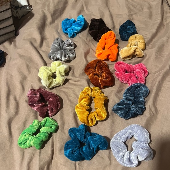 Scrunchies! - Picture 2 of 3